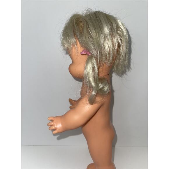 Vintage 1978 Ideal 13" Whoopsie Doll Squeeze Tummy Squeals and Pigtails Flip Up - Picture 4 of 12